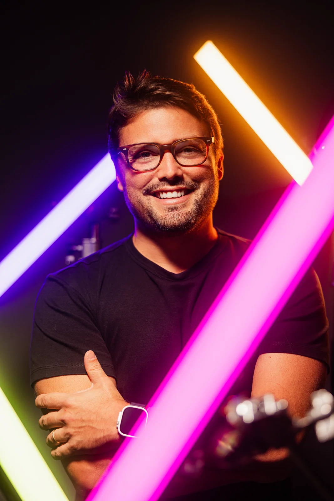 Retrato corporativo em estúdio — direção de pose e luz natural